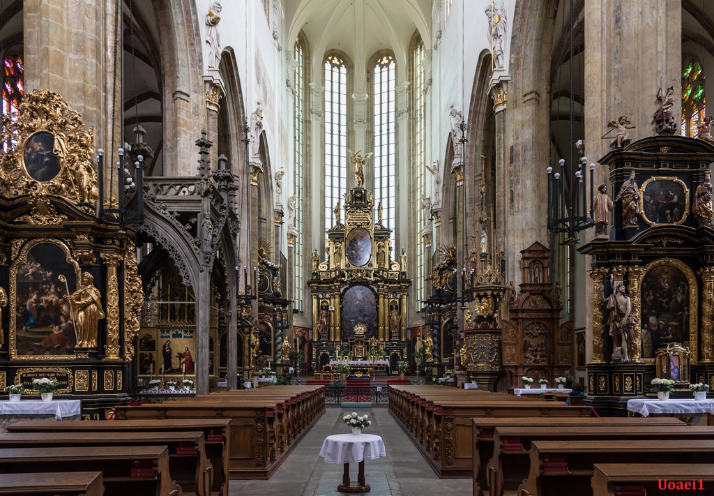 Inside the Church of Our Lady before Týn